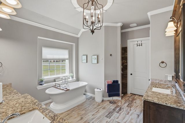 1201 E Iberian Court, Granbury, TX 76048