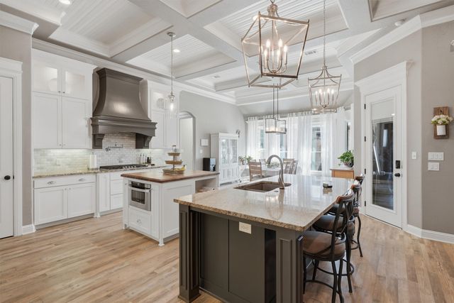 1201 E Iberian Court, Granbury, TX 76048