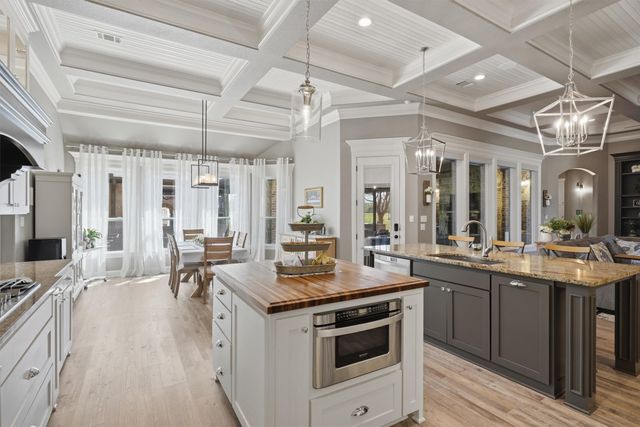 1201 E Iberian Court, Granbury, TX 76048