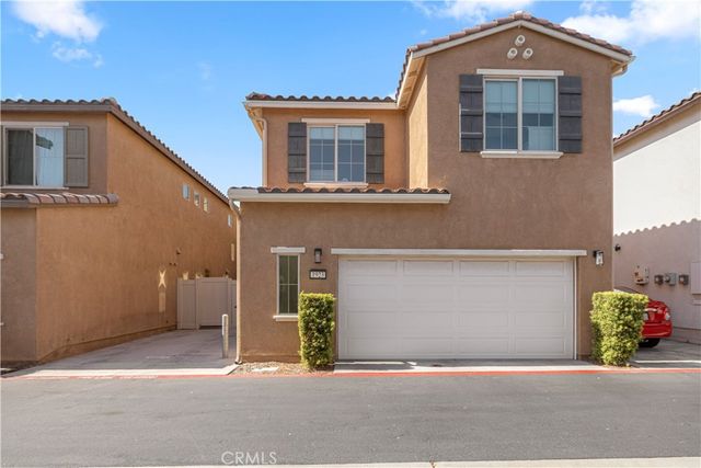 1923 Ray Abril Jr Lane, Colton, CA 92324