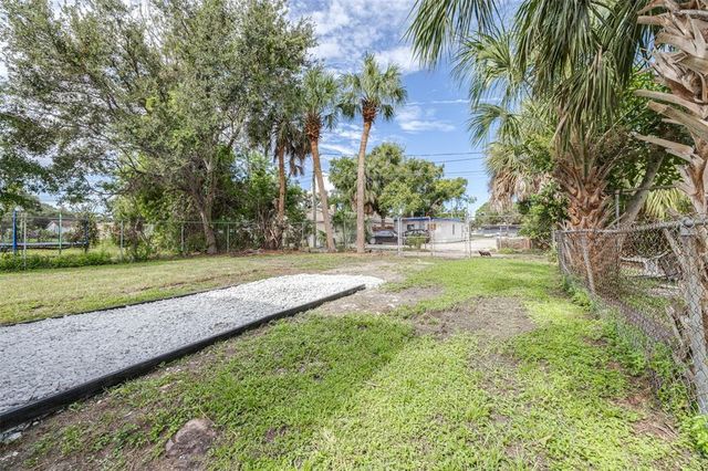 2325 HIGHLAND STREET S, St Petersburg, FL 33705