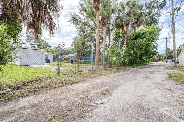 2325 HIGHLAND STREET S, St Petersburg, FL 33705