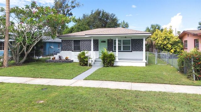 2325 HIGHLAND STREET S, St Petersburg, FL 33705
