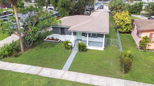 2325 HIGHLAND STREET S, St Petersburg, FL 33705