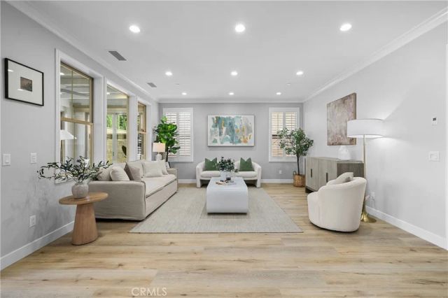 55 Parkdale, Irvine, CA 92620