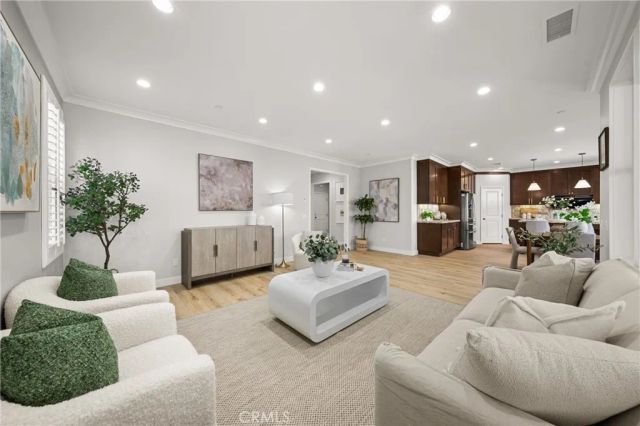 55 Parkdale, Irvine, CA 92620