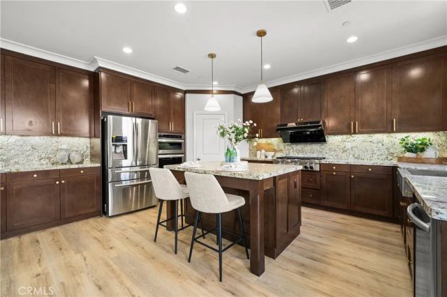 55 Parkdale, Irvine, CA 92620