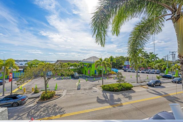 305 E Ocean Avenue Th-7, Lantana, FL 33462