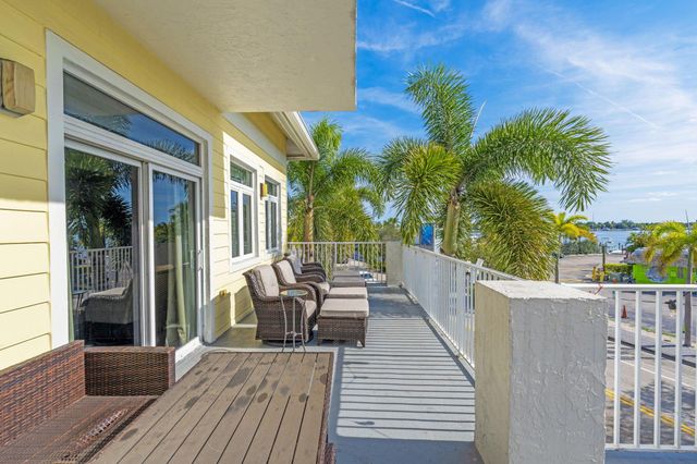 305 E Ocean Avenue Th-7, Lantana, FL 33462