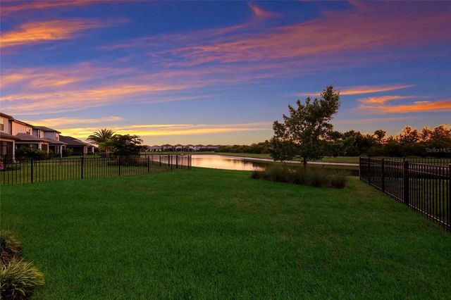 6072 BAYWOOD COURT, Lakewood Ranch, FL 34211