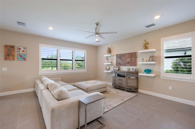 6072 BAYWOOD COURT, Lakewood Ranch, FL 34211