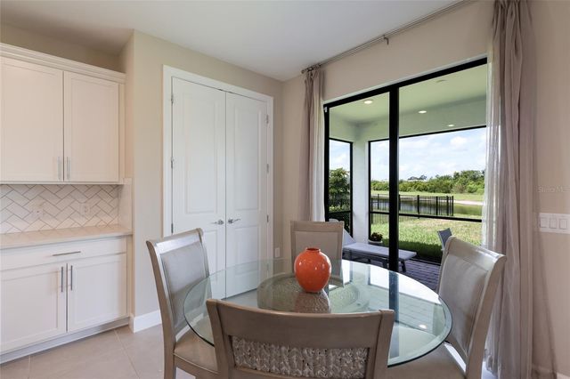 6072 BAYWOOD COURT, Lakewood Ranch, FL 34211