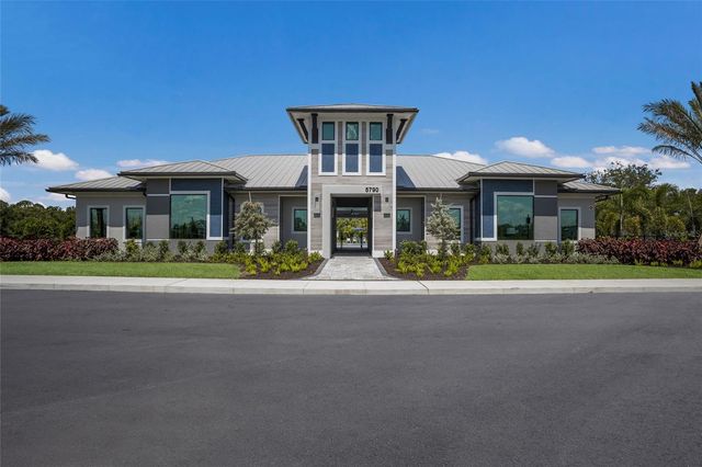 6072 BAYWOOD COURT, Lakewood Ranch, FL 34211