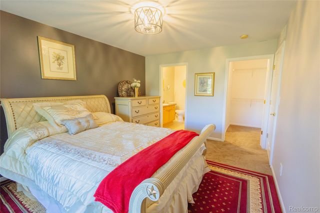 3581 Oakmonte Boulevard, Oakland Charter Township, MI 48306