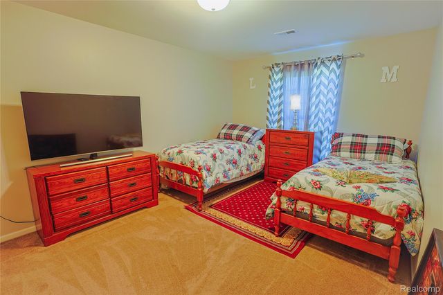 3581 Oakmonte Boulevard, Oakland Charter Township, MI 48306