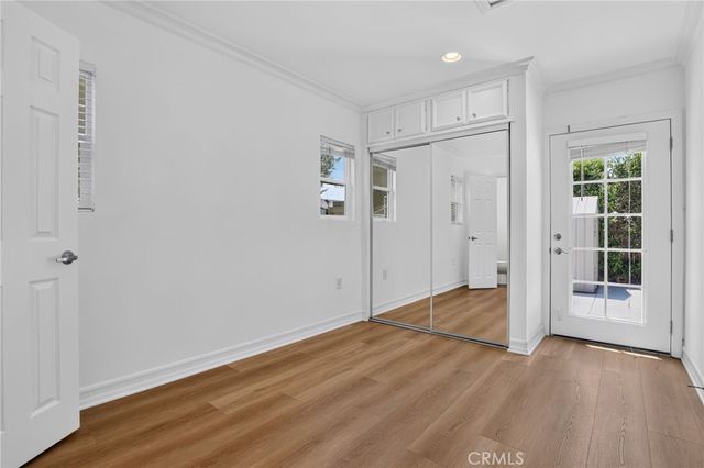 2482 New York Dr, Altadena, CA 91001