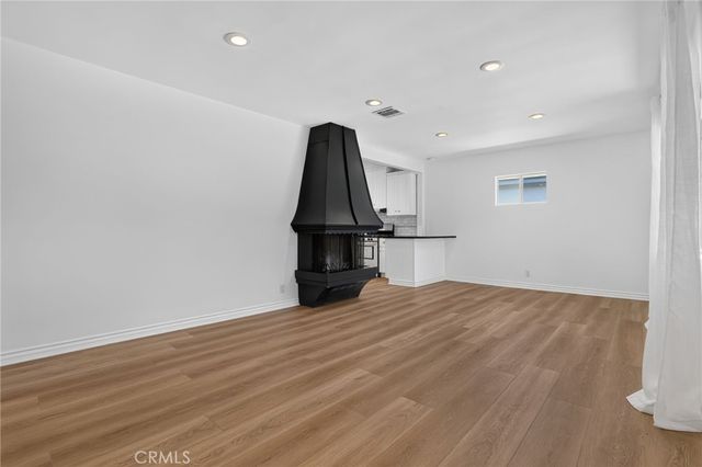 2482 New York Dr, Altadena, CA 91001