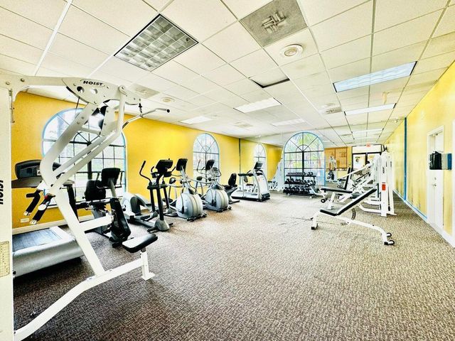 1541 Windorah Way E, West Palm Beach, FL 33411