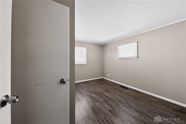 4176 Mapleleaf Drive, Dayton, OH 45416