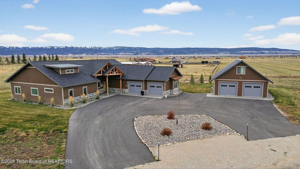 4433 LOS PINOS Drive, Tetonia, ID 83452 photo 3