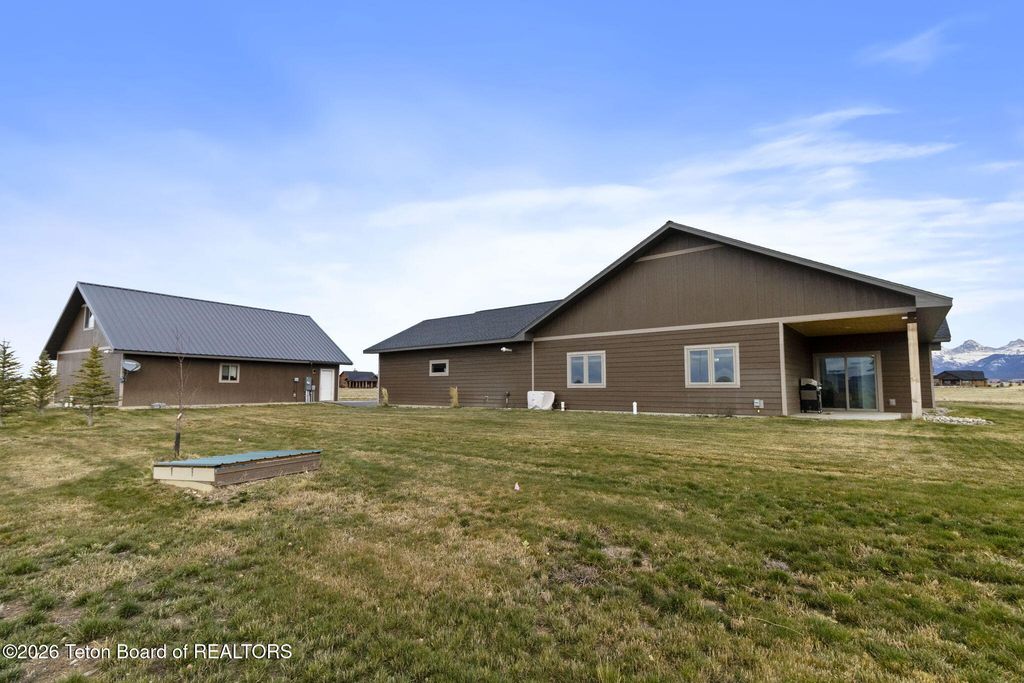 4433 LOS PINOS Drive, Tetonia, ID 83452 photo 9