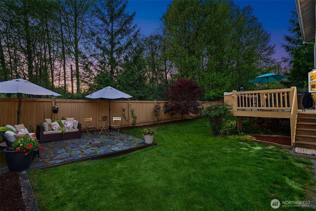 915 Snoqualm Place, North Bend, WA 98045