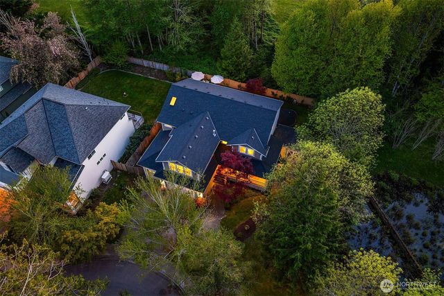 915 Snoqualm Place, North Bend, WA 98045