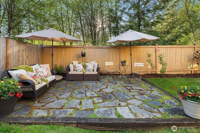 915 Snoqualm Place, North Bend, WA 98045