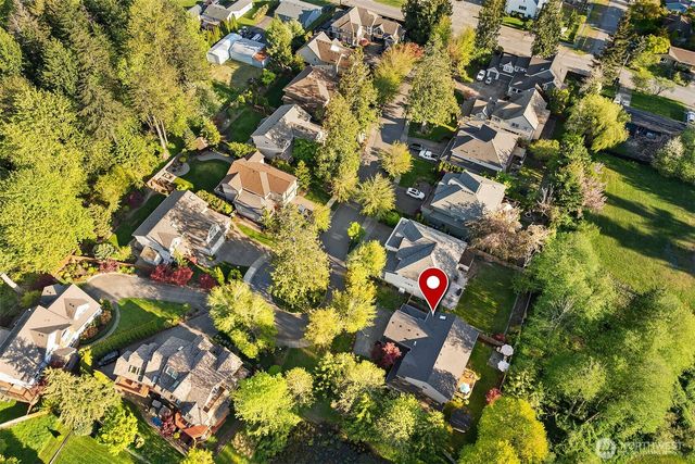 915 Snoqualm Place, North Bend, WA 98045