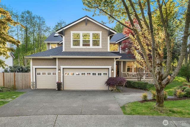 915 Snoqualm Place, North Bend, WA 98045