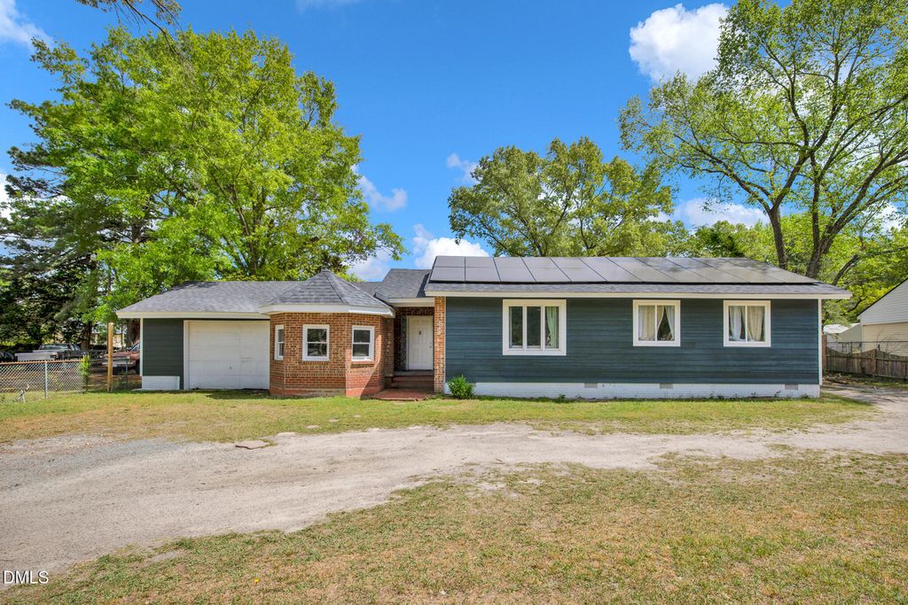 146 Bremer Street, Fayetteville, NC 28303