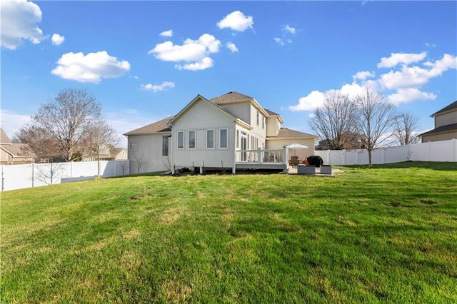1519 Haystack Road, Raymore, MO 64083
