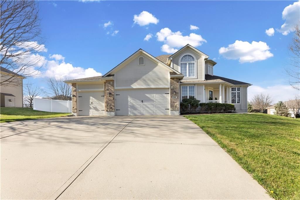 1519 Haystack Road, Raymore, MO 64083
