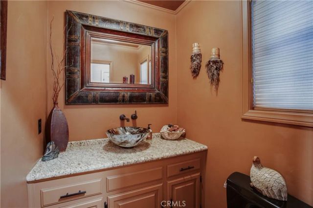 27801 St Bernard, Lake Arrowhead, CA 92352