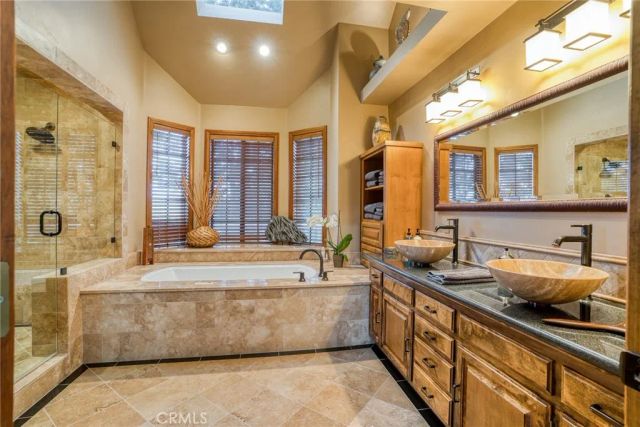 27801 St Bernard, Lake Arrowhead, CA 92352