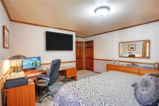 27801 St Bernard, Lake Arrowhead, CA 92352