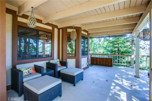 27801 St Bernard, Lake Arrowhead, CA 92352