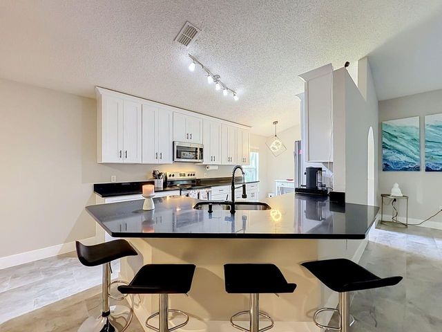 527 DOMINISH ESTATES DRIVE, Apopka, FL 32712