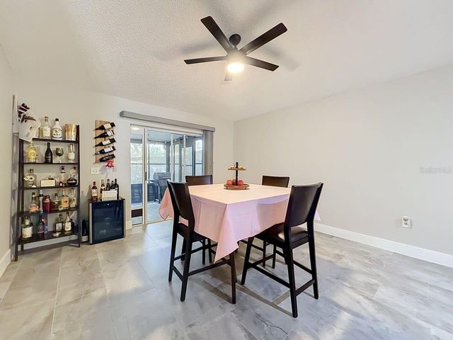 527 DOMINISH ESTATES DRIVE, Apopka, FL 32712