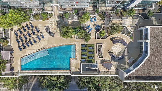 2728 Mckinnon Street 2106, Dallas, TX 75201