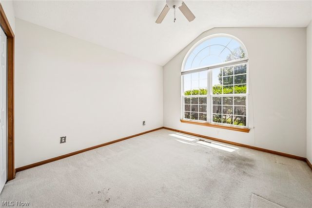 4956 Windsford Circle, North Ridgeville, OH 44039