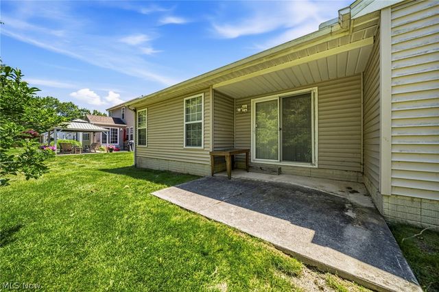 4956 Windsford Circle, North Ridgeville, OH 44039