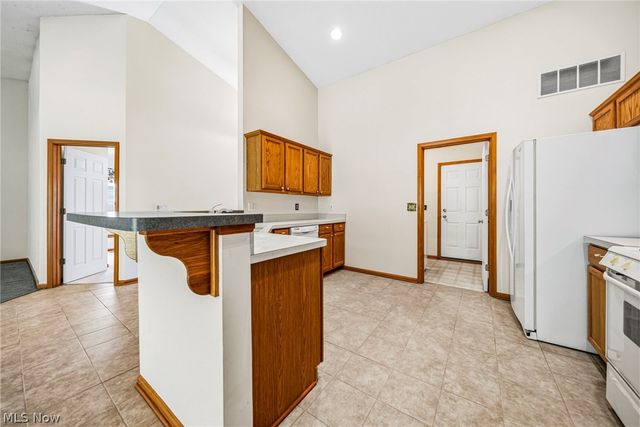 4956 Windsford Circle, North Ridgeville, OH 44039