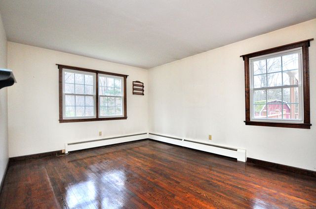 913 Jeremy Swamp Road, Southbury, CT 06488