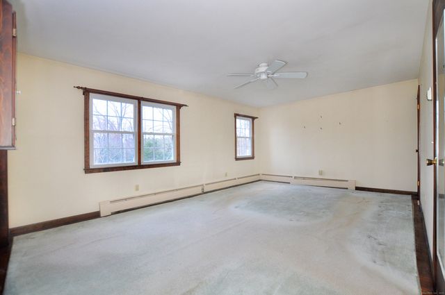 913 Jeremy Swamp Road, Southbury, CT 06488