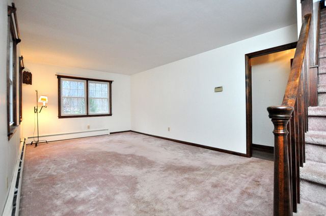 913 Jeremy Swamp Road, Southbury, CT 06488