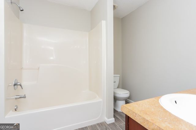 1565 Tigris Court, Atlanta, GA 30349