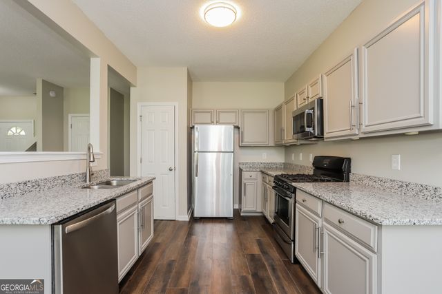 1565 Tigris Court, Atlanta, GA 30349