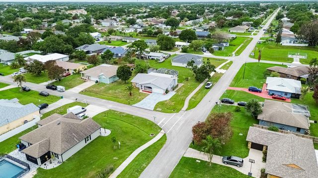 188 NW Broadview Street, Port St. Lucie, FL 34983