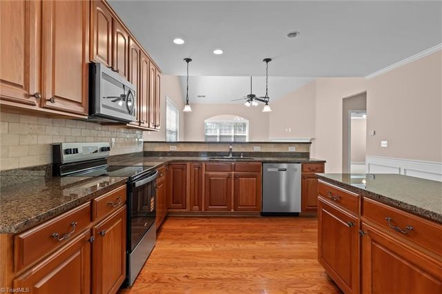 2472 Birch View Drive, High Point, NC 27265